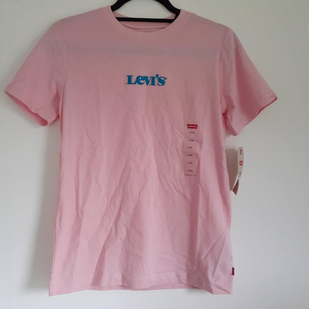 Levi's Pink T-shirt